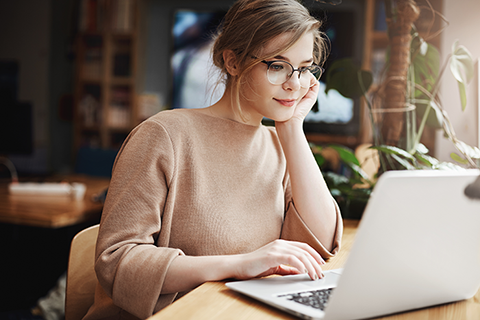 AdobeStock_246960552 320x480.png